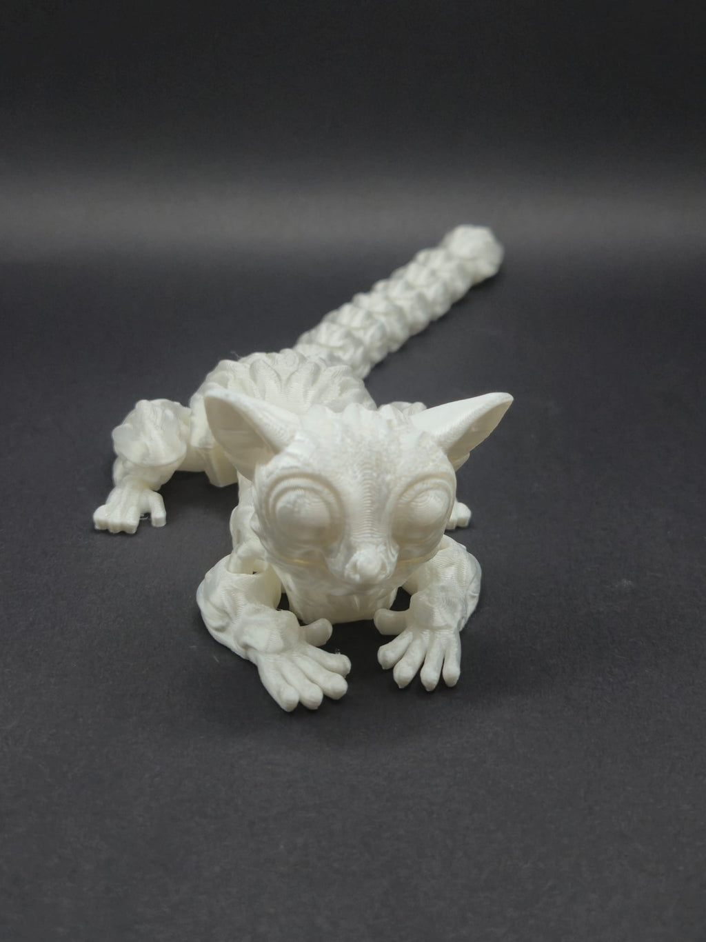 Lemur Decorativ Alb