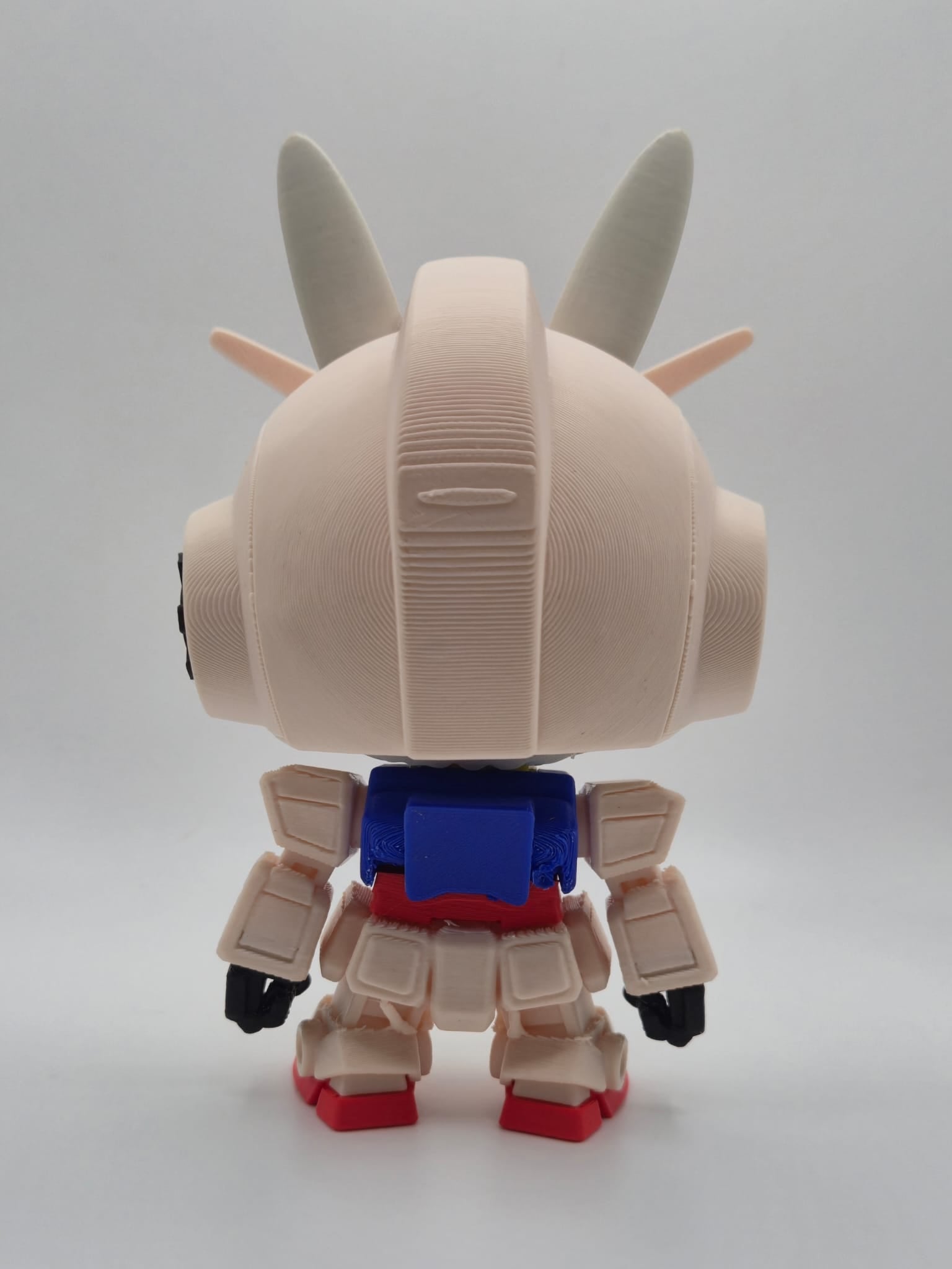 Labubu Gundam – Figurină 3D Printată