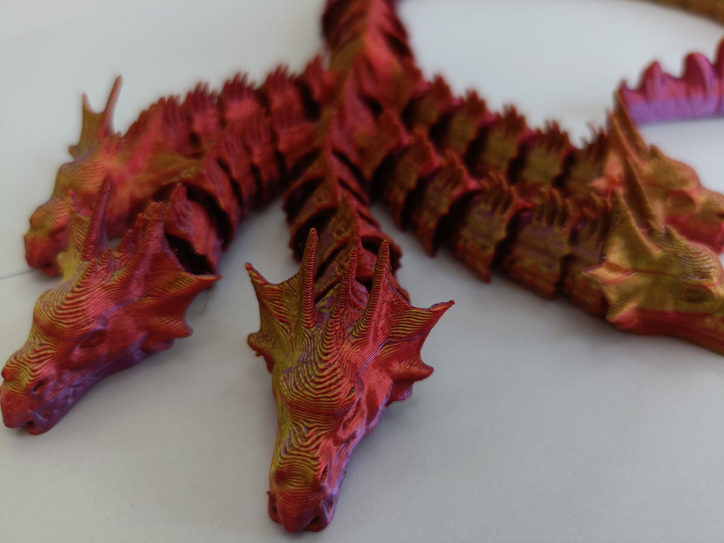 Dragon articulat cu cinci capete
