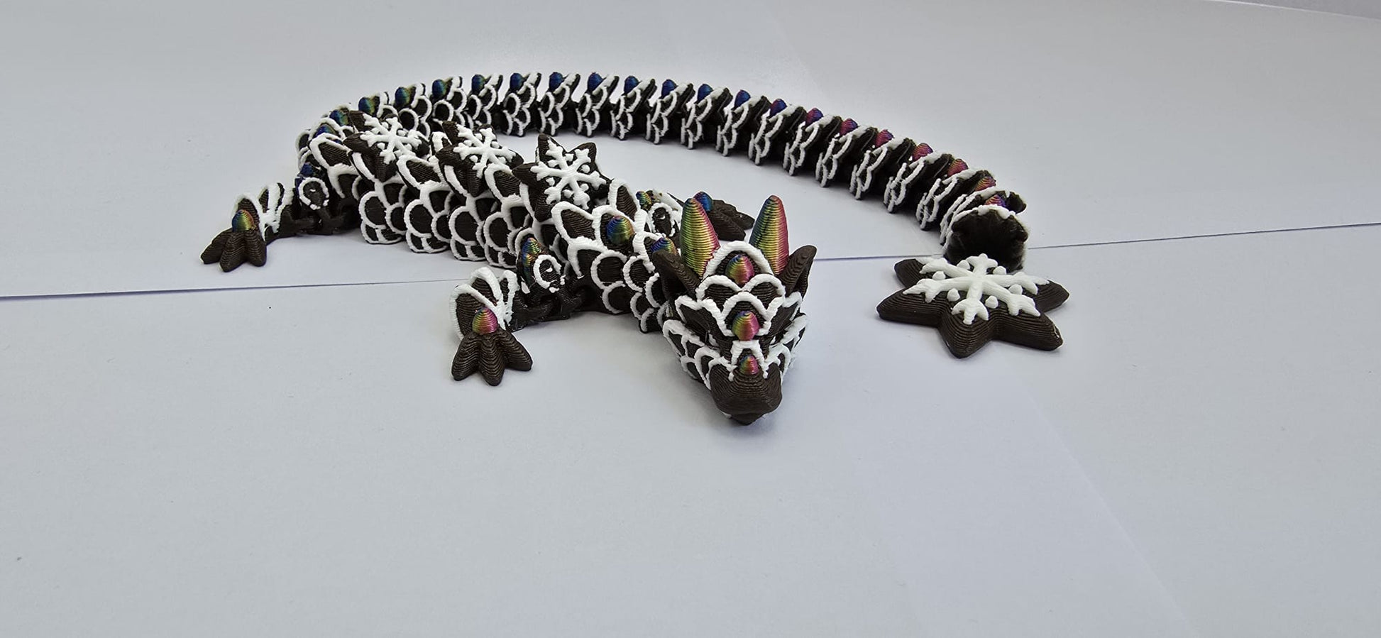 Dragon articulat - Fulgi de Zapada